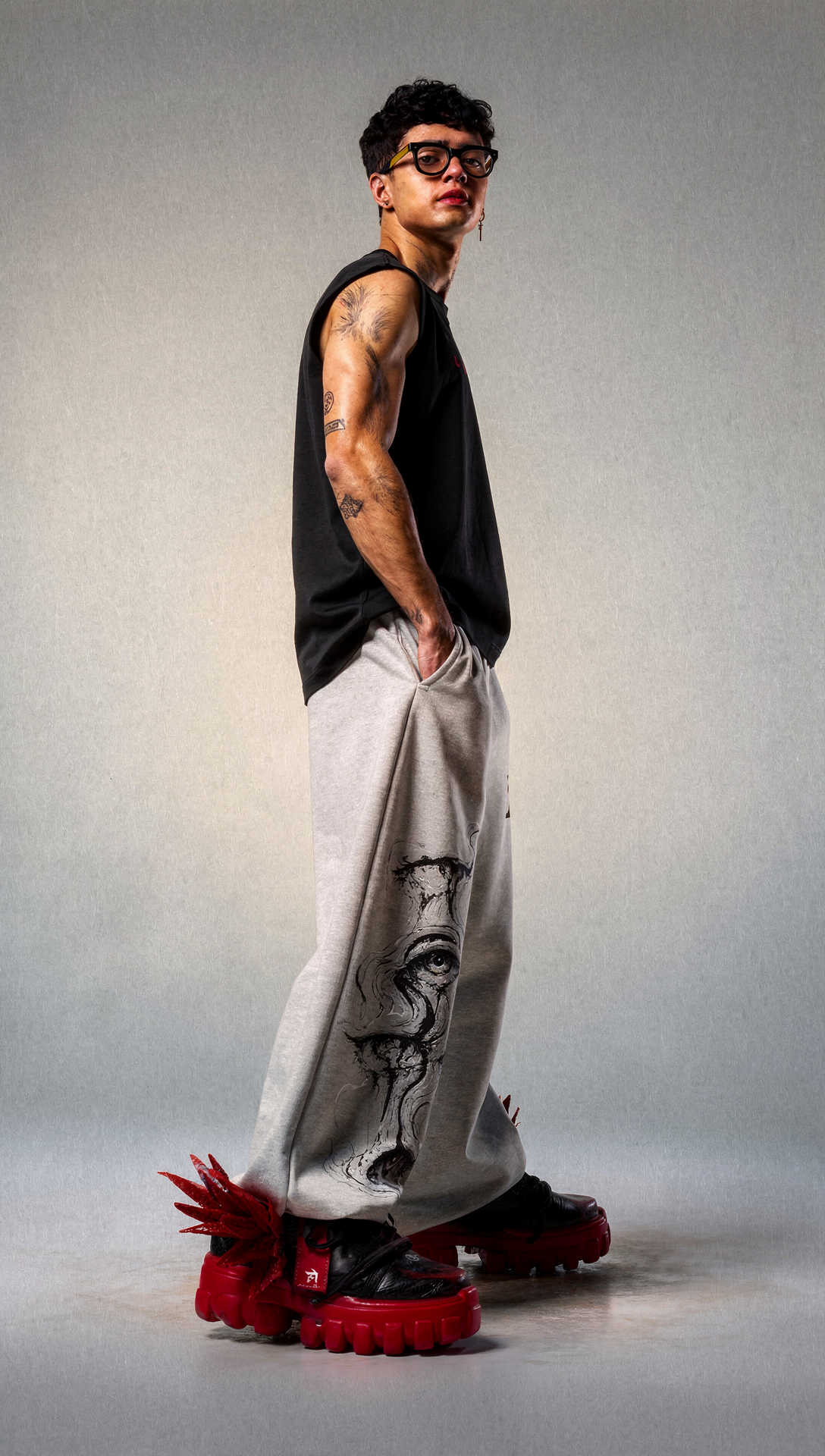 LUXENBOURG Ethereal Eye GRAY JOGGERS