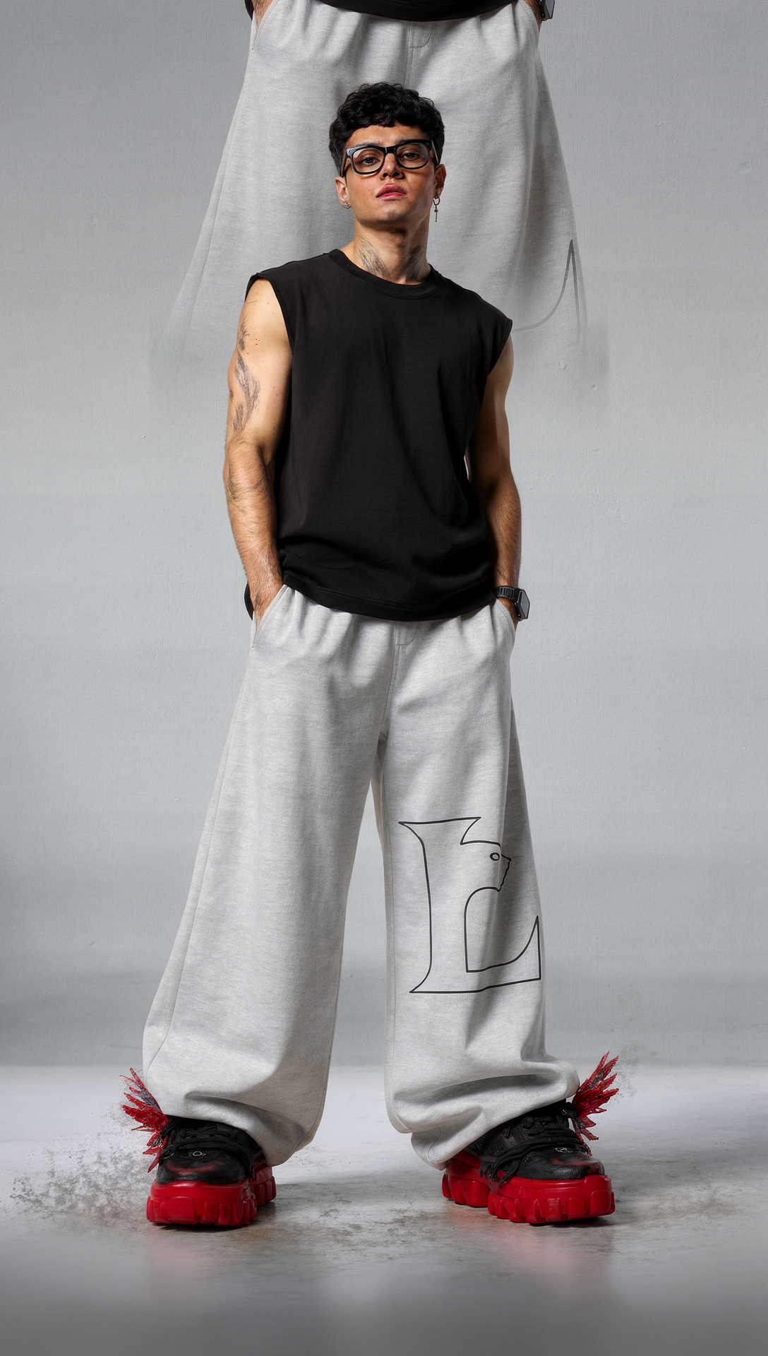 LUXENBOURG ESSENTIAL GRAY BAGGY JOGGERS