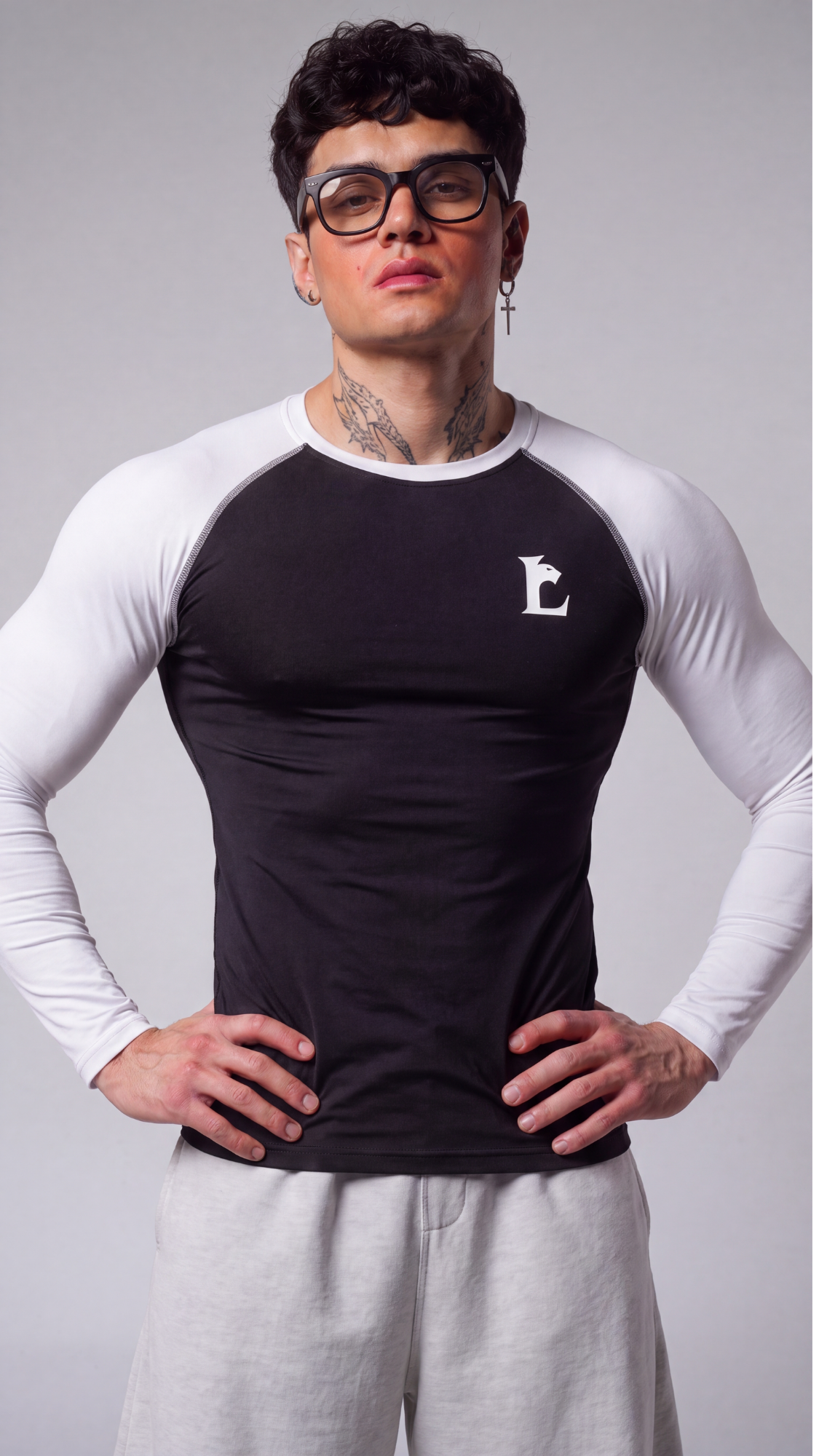 LUXENBOURG BLACK RAGLAAN COMPRESSION TEE
