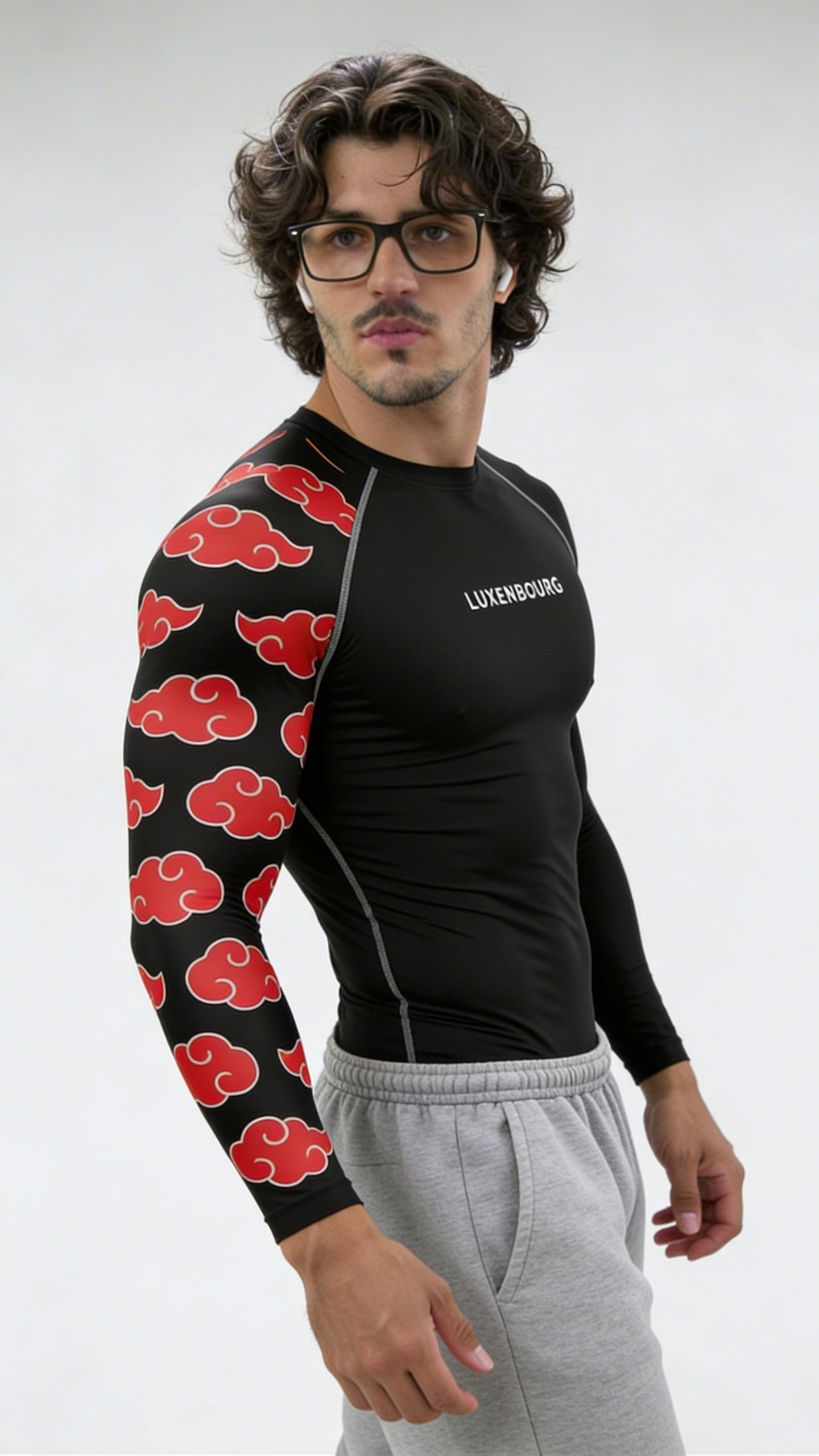 LUXENBOURG Anime Cloud Compression Tee