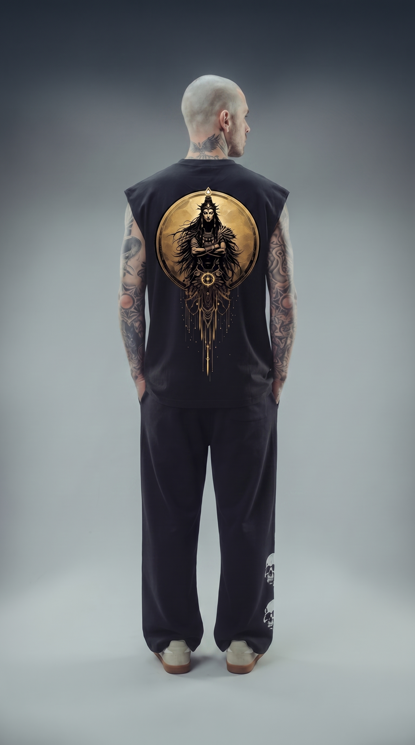LUXENBOURG Golden Revenant Vest