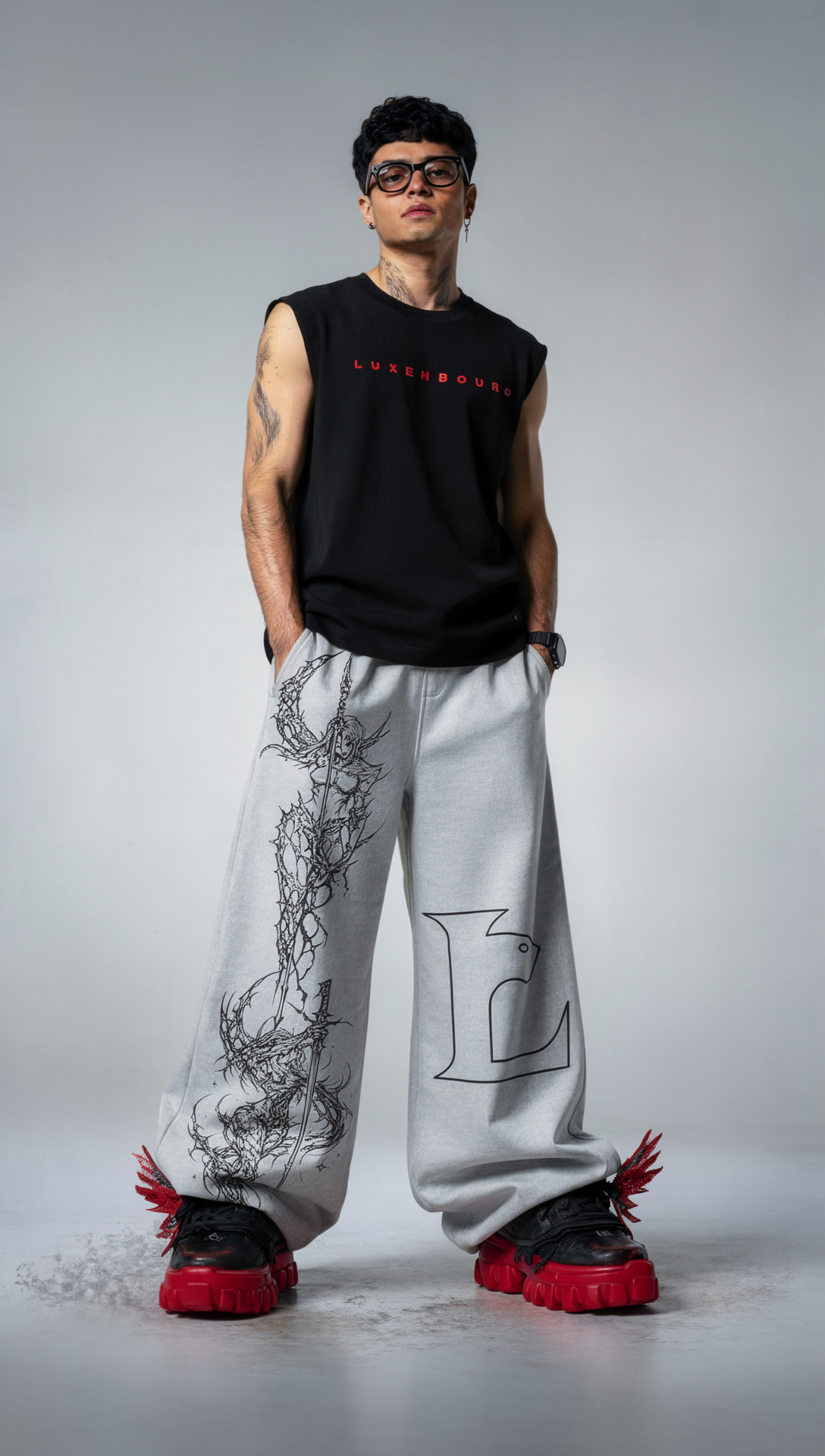LUXENBOURG Gothic Illustration GRAY BAGGY JOGGERS