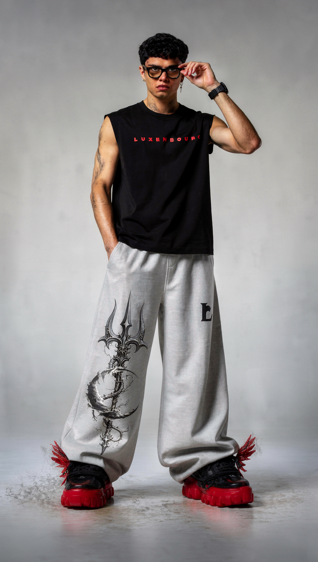 LUXENBOURG Leviathan GRAY OVERSIZED JOGGER
