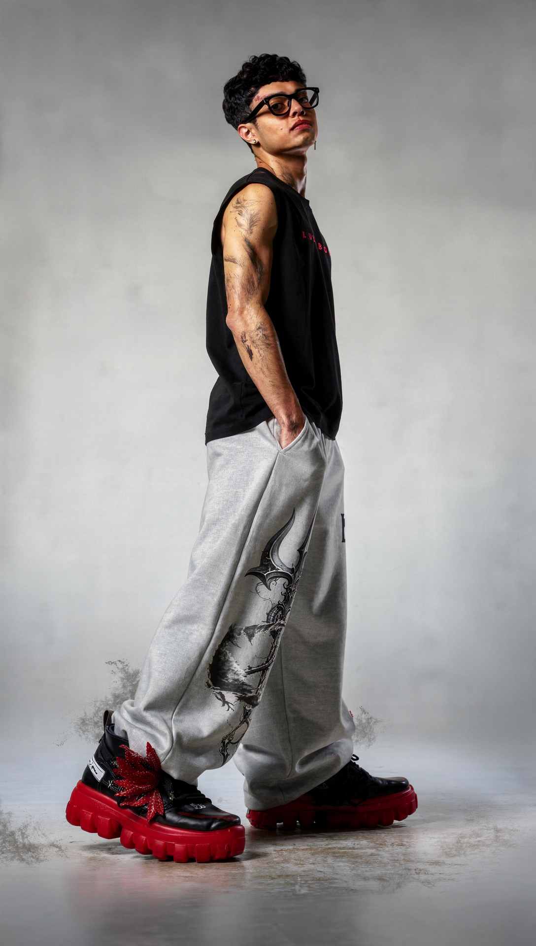 LUXENBOURG Leviathan GRAY OVERSIZED JOGGER